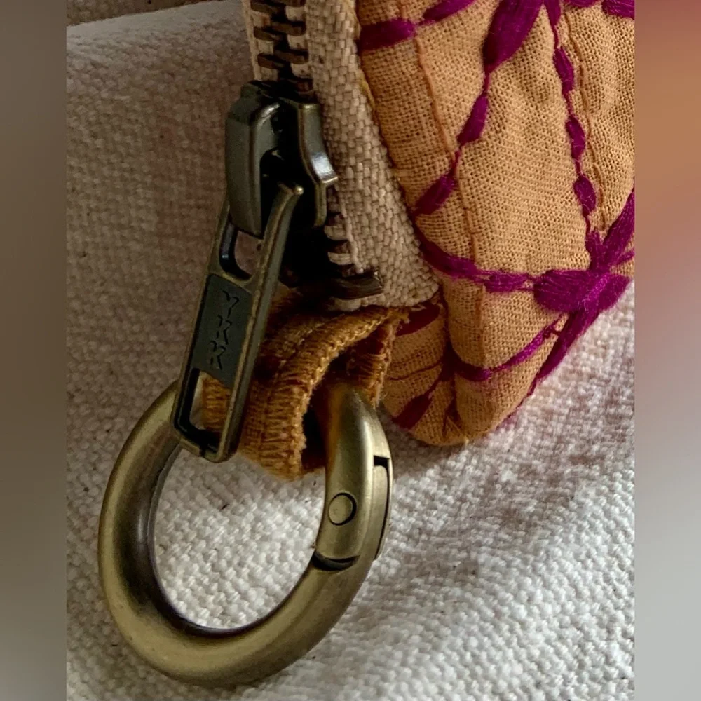 Free People ~ One Upcycled Mini Wallet ~ NWT* - Picture 13 of 14